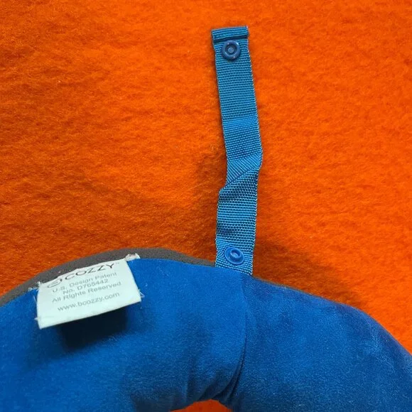 BCOZZY Blue & Gray Travel Neck Pillow + bag - Size L (adult) - Picture 6 of 12